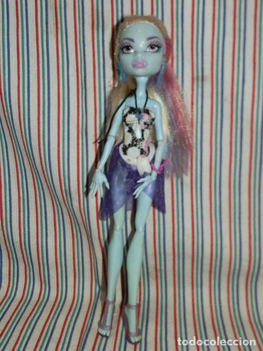 Mu&ntilde;ecas modernas: MONSTER HIGH ABBEY BOMINABLE 2010 - Foto 7
