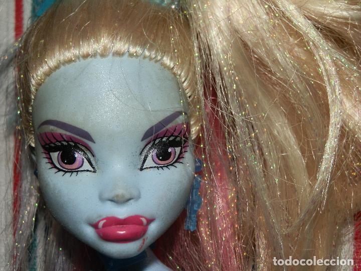 Mu&ntilde;ecas modernas: MONSTER HIGH ABBEY BOMINABLE 2010 - Foto 2