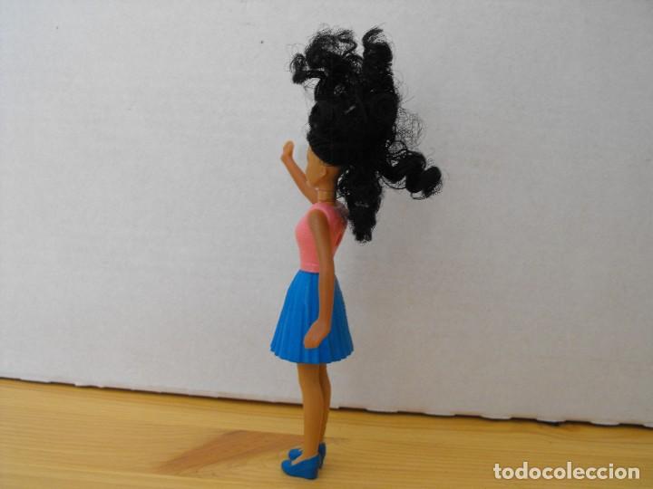 Mu&ntilde;ecas modernas: Mu&ntilde;eca articulada. MATTEL. MFG for BK. - Foto 2