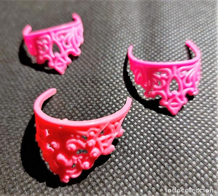 Mu&ntilde;ecas modernas: Lote de complementos para mu&ntilde;eca tipo Barbie o Bratz - Foto 1