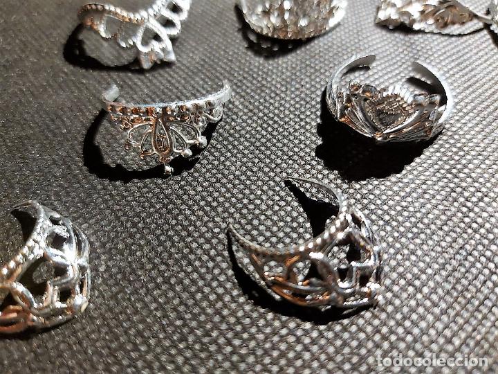 Mu&ntilde;ecas modernas: Lote de complementos para mu&ntilde;eca tipo Barbie o Bratz - Foto 2