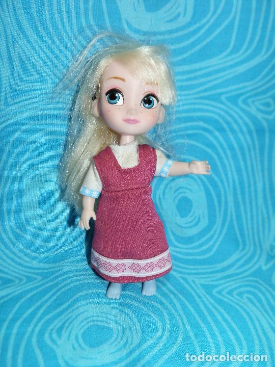 Mu&ntilde;ecas modernas: MINI MU&Ntilde;ECA ELSA DE FROZEN DISNEY ANIMATORS - Foto 1