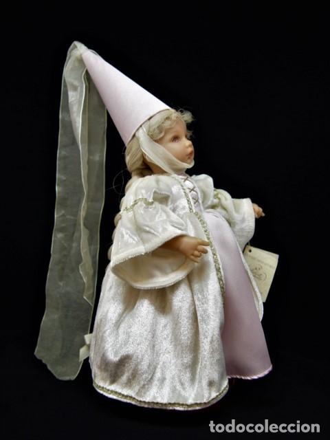 Mu&ntilde;ecas modernas: Mu&ntilde;eca Rapunzel de Lee Middleton - Foto 9