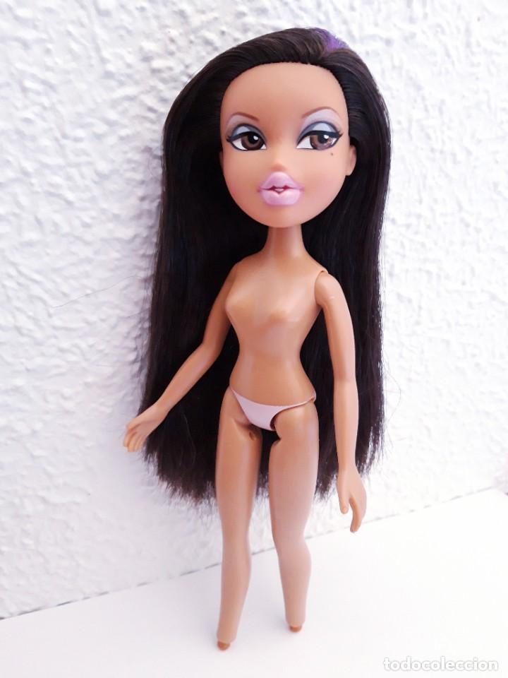 Mu&ntilde;ecas modernas: Bratz Yasmin Glammed Up Designer - Foto 2