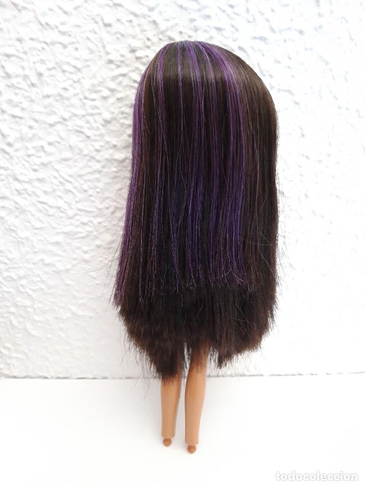 Mu&ntilde;ecas modernas: Bratz Yasmin Glammed Up Designer - Foto 3