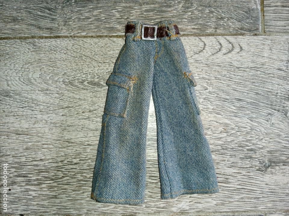 Mu&ntilde;ecas modernas: Pantal&oacute;n de mu&ntilde;eco Bratz - Foto 1