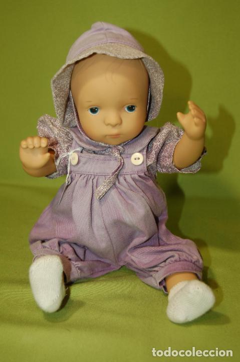 Mu&ntilde;ecas modernas: Mu&ntilde;eca de la artista sylvia natterer - Foto 2