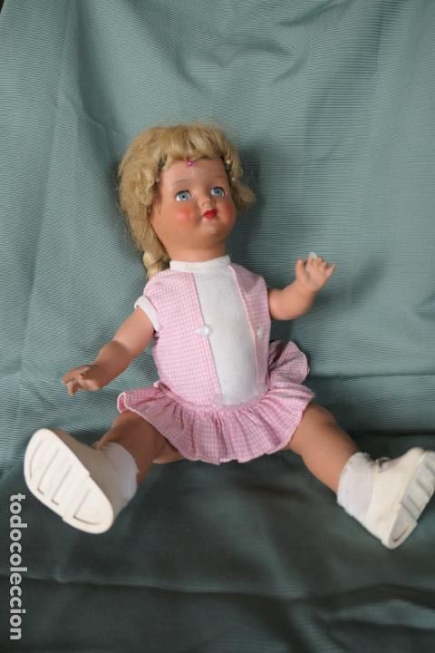 Mu&ntilde;ecas modernas: Antigua mu&ntilde;eca francesa de estuco. Marca CAPI. - Foto 5