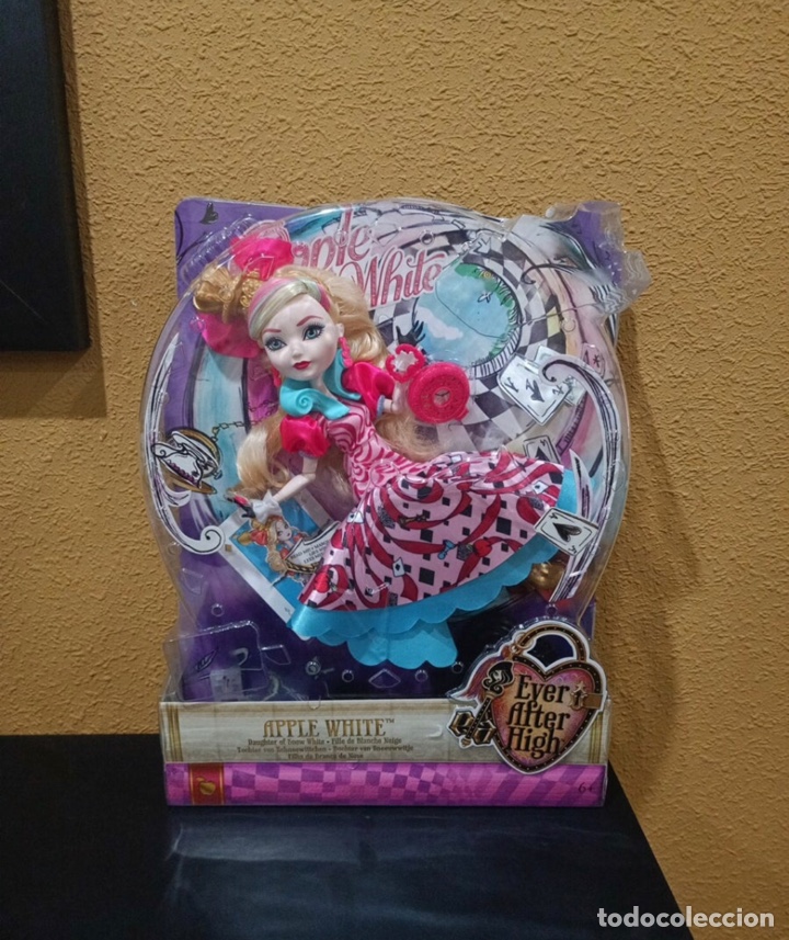 Mu&ntilde;ecas modernas: ever after Apple White - Foto 1