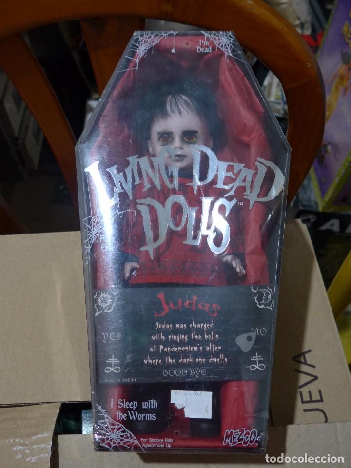 Mu&ntilde;ecas modernas: LIVING DEAD DOLLS - JUDAS - Foto 3