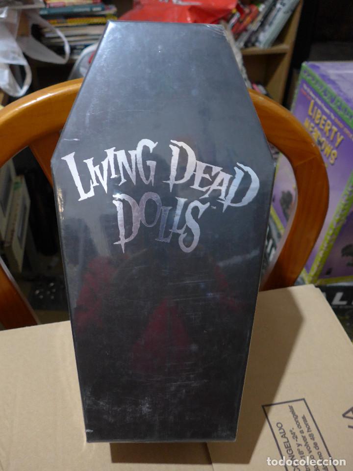 Mu&ntilde;ecas modernas: LIVING DEAD DOLLS - JUDAS - Foto 5
