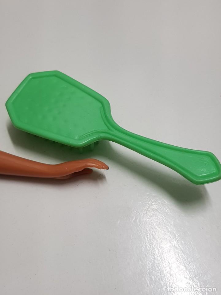 Mu&ntilde;ecas modernas: Peine vintage - Foto 2