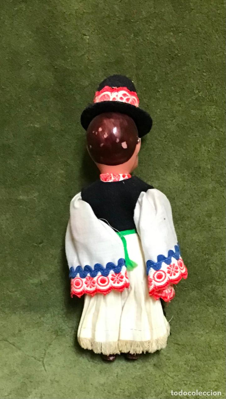 Mu&ntilde;ecas modernas: HUNGR&Iacute;A, MU&Ntilde;ECO TRAJE REGIONAL - Foto 2