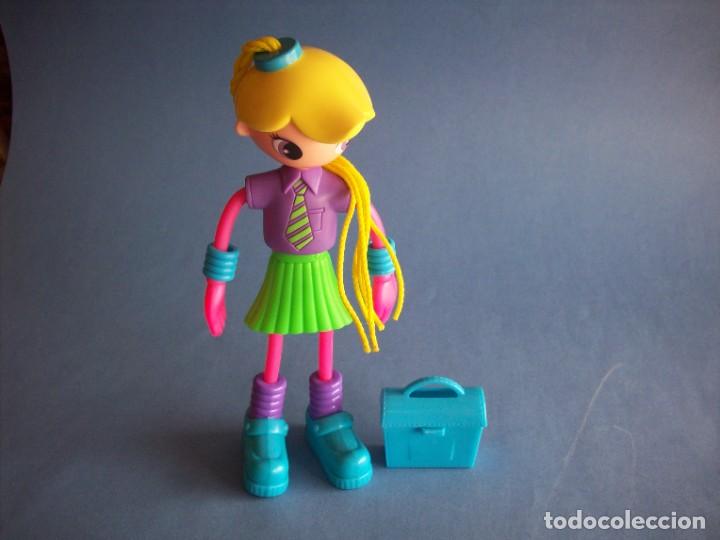 Mu&ntilde;ecas modernas: mu&ntilde;eca espaguetti con su maletin - Foto 2