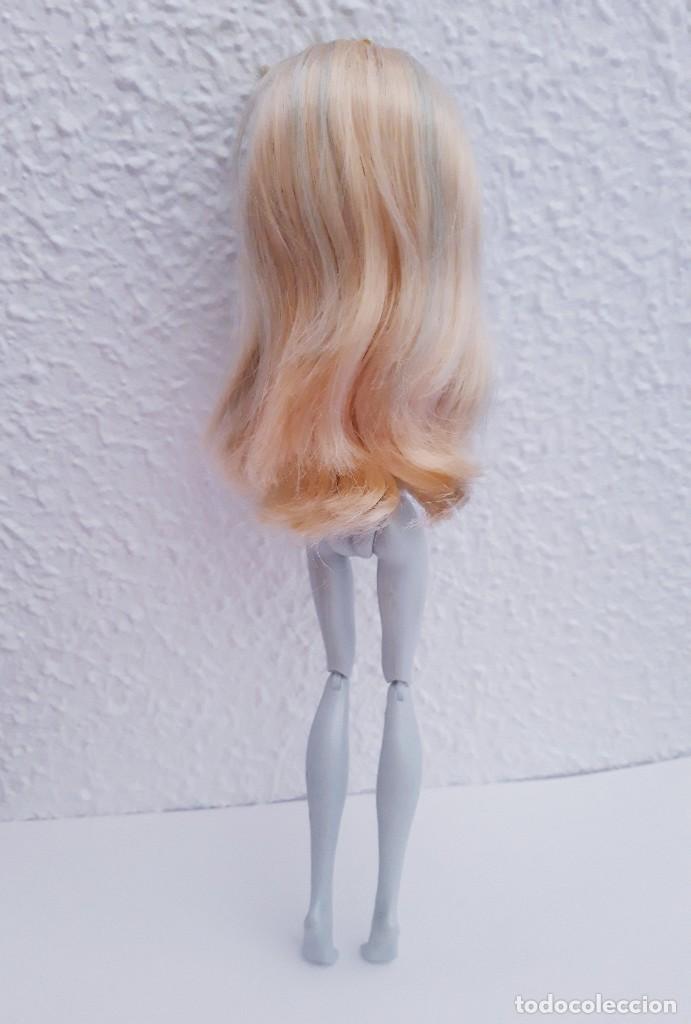 Mu&ntilde;ecas modernas: Monster High Lagoona Blue - Foto 3