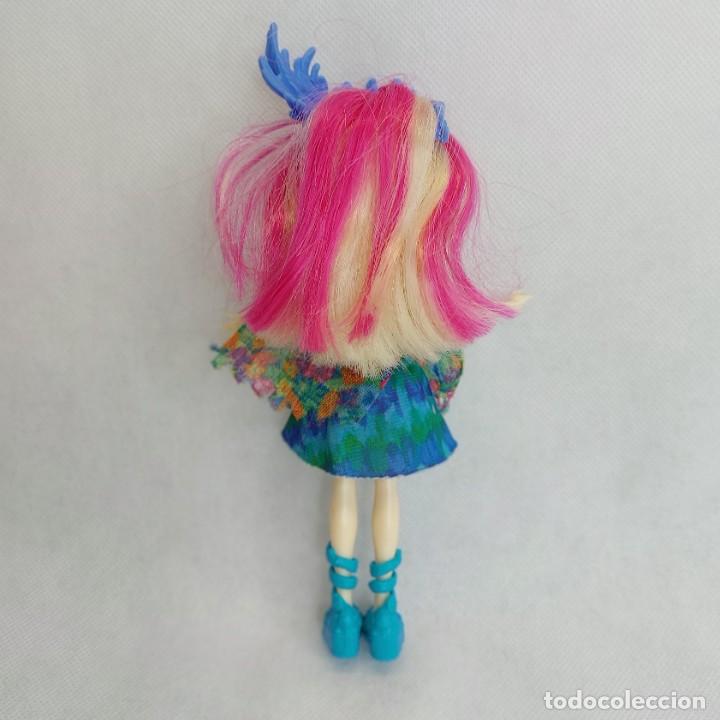 Mu&ntilde;ecas modernas: MU&Ntilde;ECA ENCHANTIMALS . - Foto 2