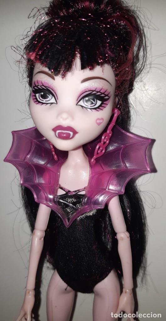 Mu&ntilde;ecas modernas: MU&Ntilde;ECA MONSTER HIGH DRACULAURA MATTEL - Foto 1