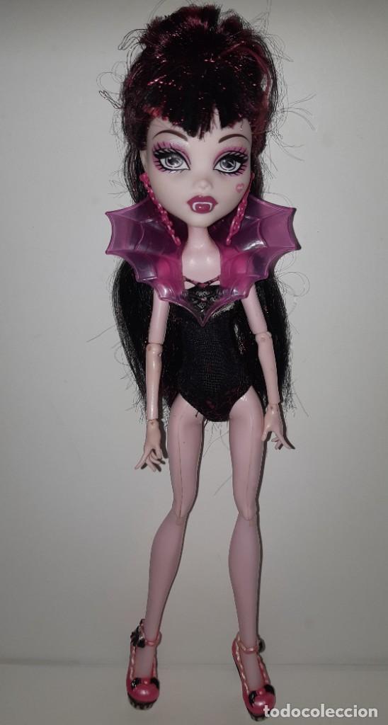Mu&ntilde;ecas modernas: MU&Ntilde;ECA MONSTER HIGH DRACULAURA MATTEL - Foto 2
