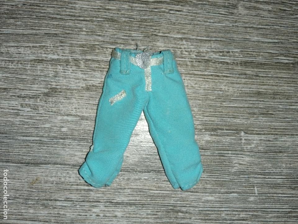 Mu&ntilde;ecas modernas: Pantalon de mu&ntilde;eca bratz - Foto 1