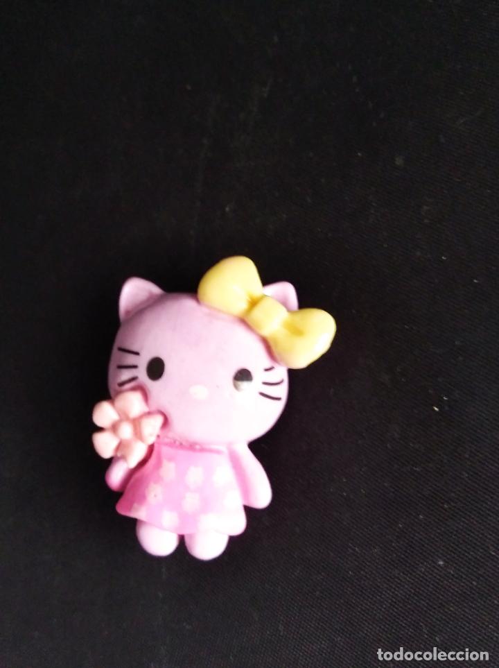 Mu&ntilde;ecas modernas: HELLO KITTY FIGURITA COLGANTE. - Foto 3