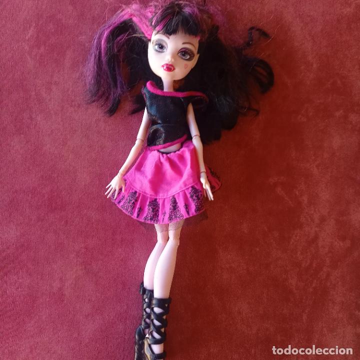 Mu&ntilde;ecas modernas: Mu&ntilde;eca DracuLaura Monster high MATTEL 2008 - Foto 1