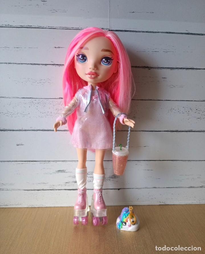 Mu&ntilde;ecas modernas: Rainbow high surprise - Foto 1