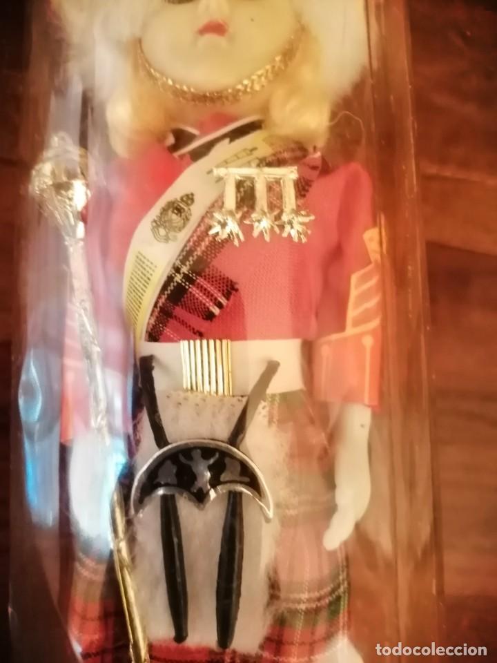 Mu&ntilde;ecas modernas: Mu&ntilde;eca de la guardia real de Escocia - Foto 5
