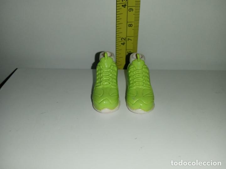 Mu&ntilde;ecas modernas: Zapatos de mu&ntilde;eca Bratz - Foto 2