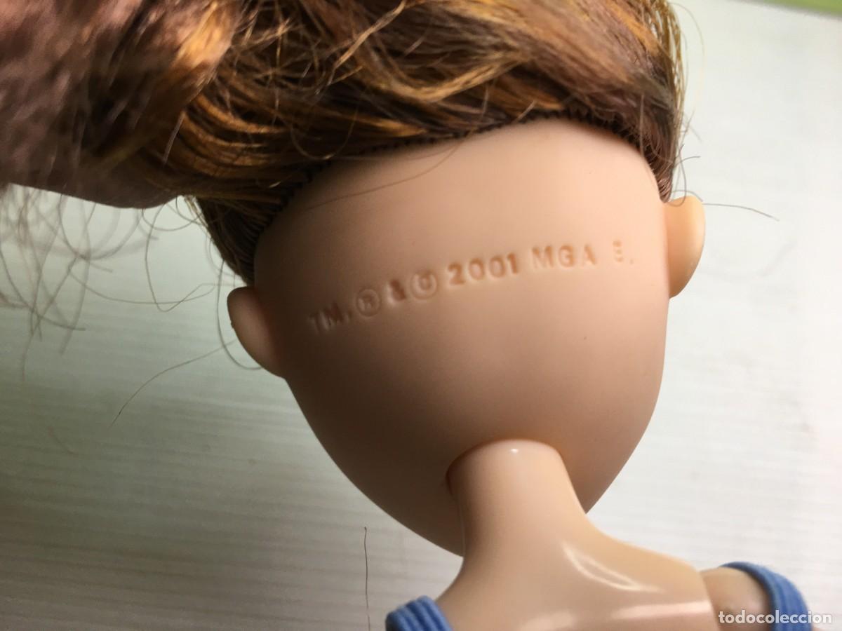 Mu&ntilde;ecas modernas: MU&Ntilde;ECA BRATZ MGI 2001 - Foto 3