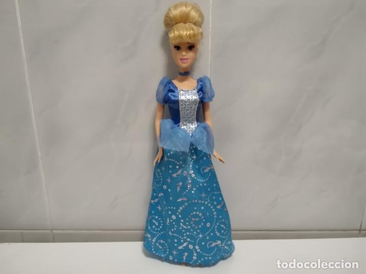 Mu&ntilde;ecas modernas: MU&Ntilde;ECA CENICIENTA TIPO BARBIE - Foto 1