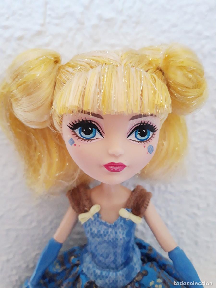 Mu&ntilde;ecas modernas: Ever After High Blondie Thronecoming - Foto 1
