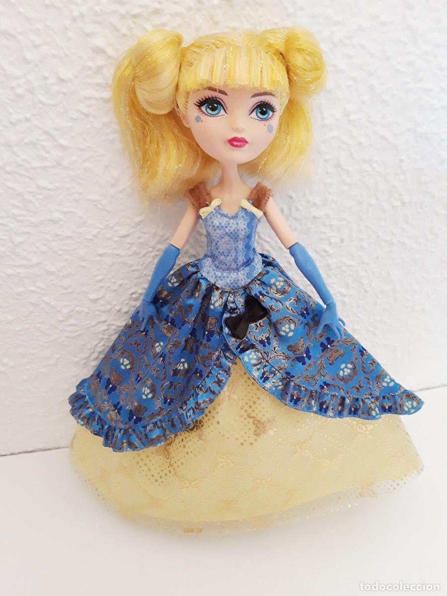 Mu&ntilde;ecas modernas: Ever After High Blondie Thronecoming - Foto 2