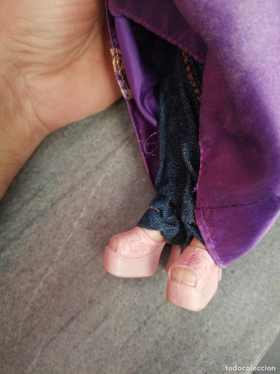 Mu&ntilde;ecas modernas: Mu&ntilde;eca mga 2001 Bratz princesa? Bestido - Foto 3