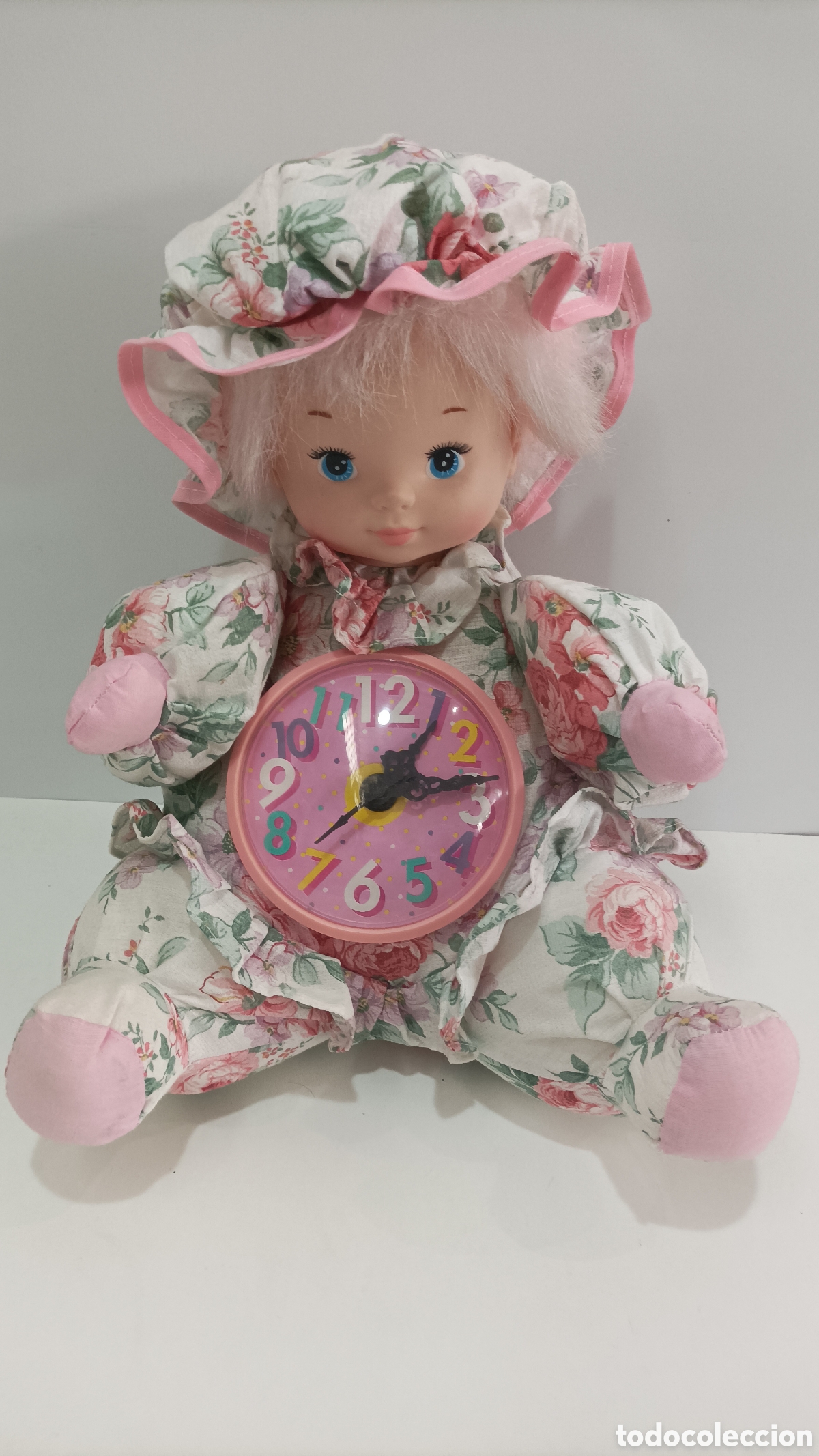 Mu&ntilde;ecas modernas: Mu&ntilde;eca con reloj incorporado funciona - Foto 1