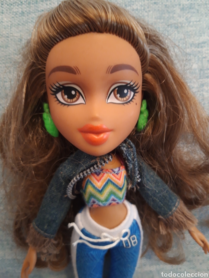 Mu&ntilde;ecas modernas: Mu&ntilde;eca Bratz - Foto 2