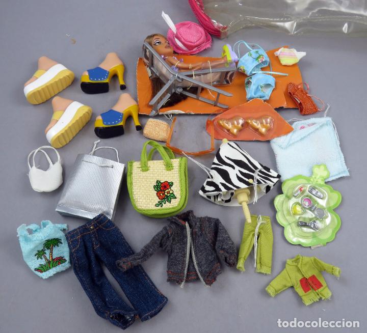 Mu&ntilde;ecas modernas: Bratz mu&ntilde;eca con ropa botas complementos - Foto 1