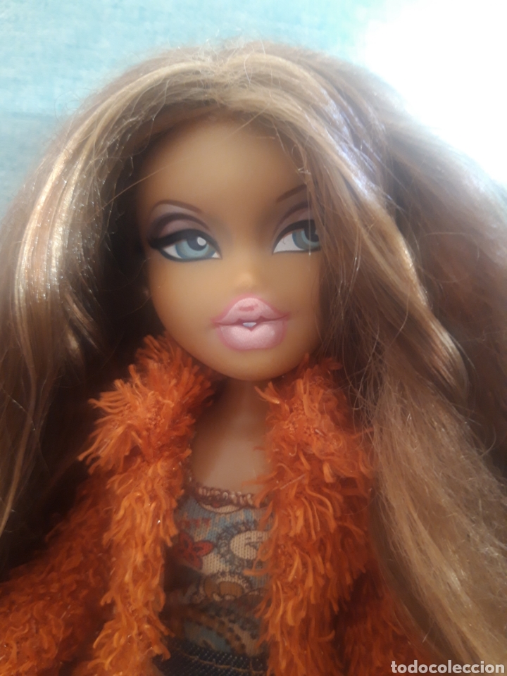 Mu&ntilde;ecas modernas: Mu&ntilde;eca Bratz - Foto 2