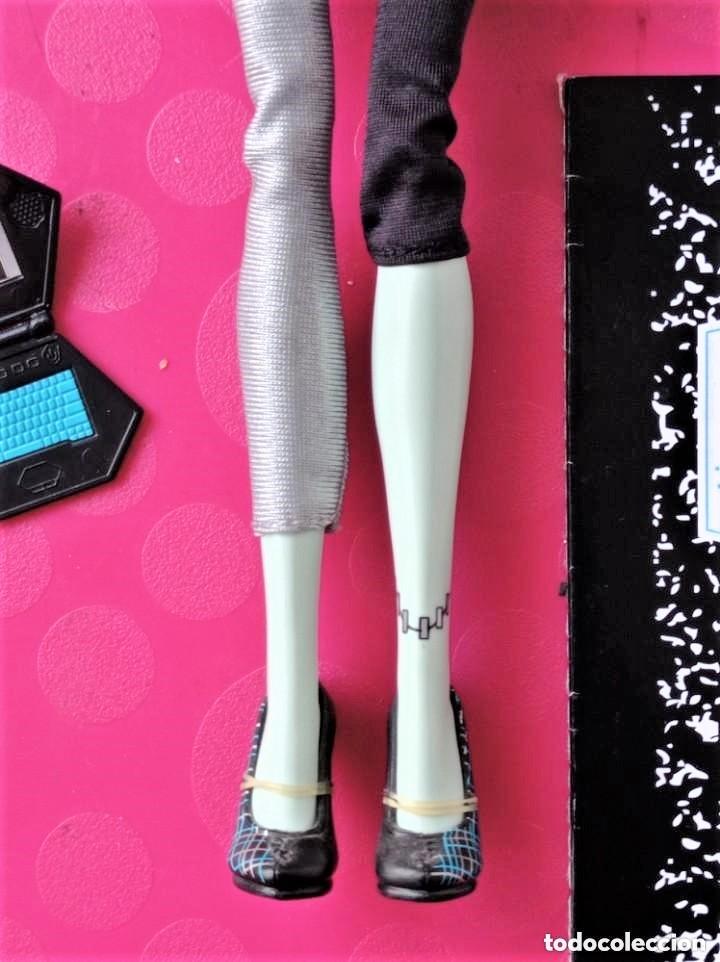 Mu&ntilde;ecas modernas: MU&Ntilde;ECA LAGOONA BLUE - MONSTER HIGH. MATTEL - Foto 4