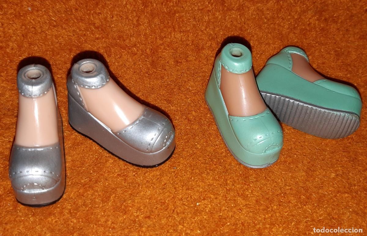 Mu&ntilde;ecas modernas: 2 PARES ZAPATOS DE MU&Ntilde;ECA BRATZ - Foto 1