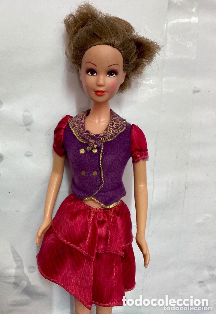 Mu&ntilde;ecas modernas: Preciosa Mu&ntilde;eca de Mattel como nueva - Foto 3