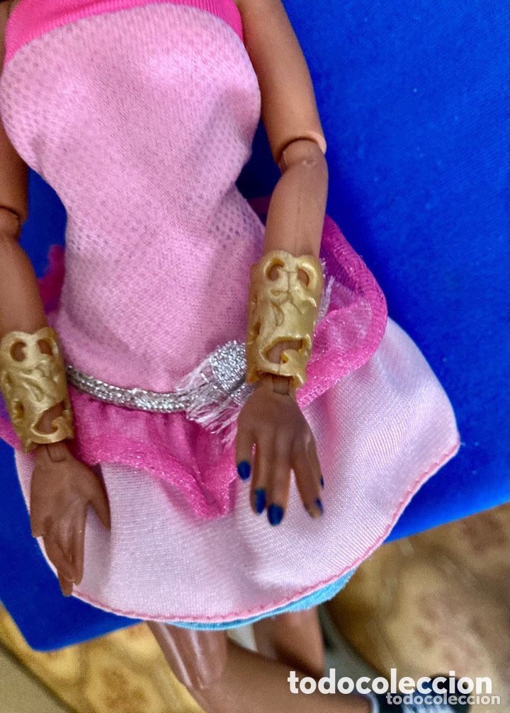 Mu&ntilde;ecas modernas: Mu&ntilde;eca de Disney articulada nueva - Foto 10