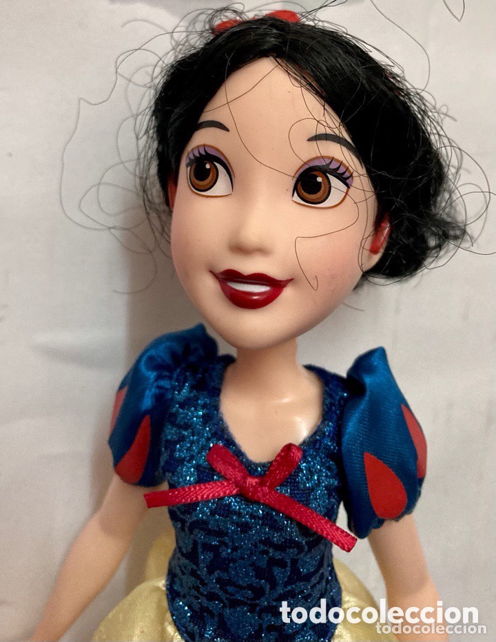 Mu&ntilde;ecas modernas: Mu&ntilde;eca de Disney-Hasbro como nueva - Foto 2