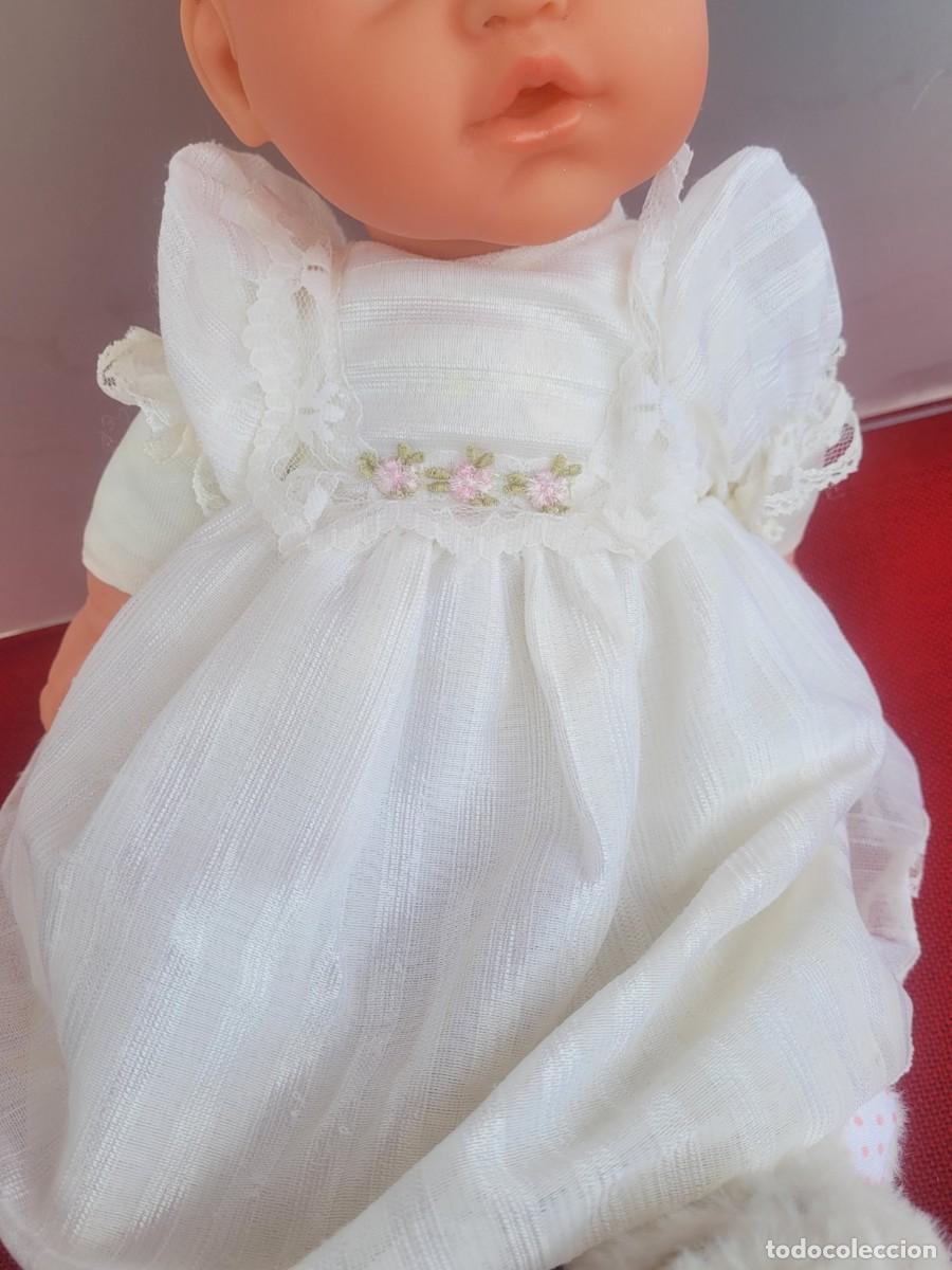 Mu&ntilde;ecas modernas: La mu&ntilde;eca de 40cm, la ropa no es original. - Foto 5