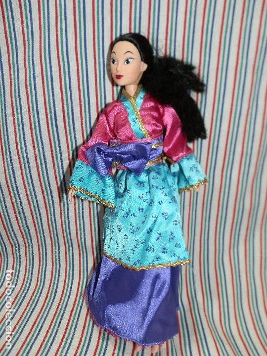 Mu&ntilde;ecas modernas: MU&Ntilde;ECA PRINCESA MULAN DISNEY - Foto 1