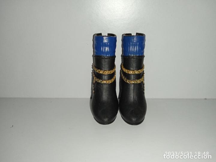 Mu&ntilde;ecas modernas: Zapatos de mu&ntilde;eca los descendientes - Foto 2