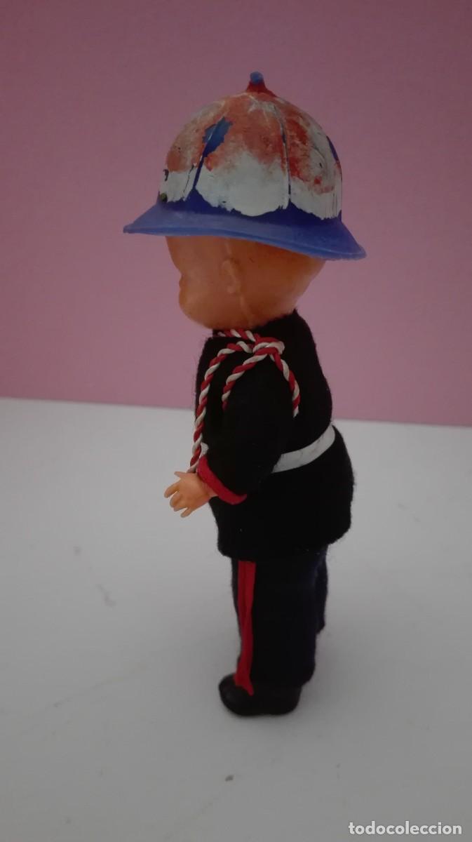 Mu&ntilde;ecas modernas: MU&Ntilde;ECO CELULOIDE GUARDIA PALACIO MONACO - Foto 4
