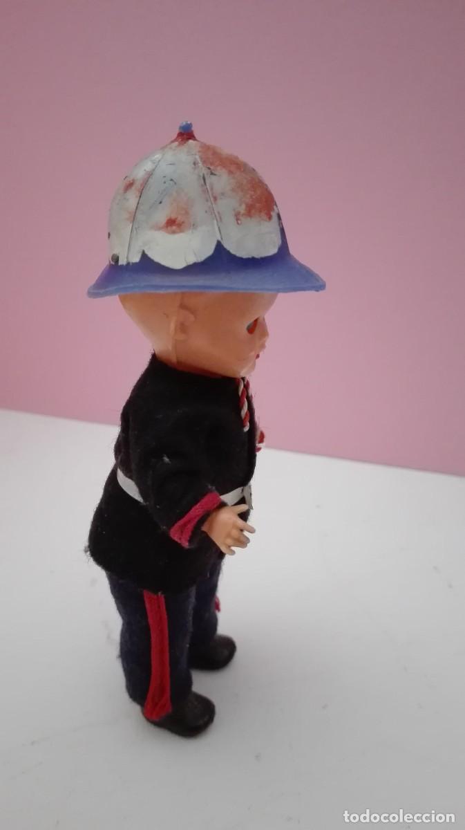 Mu&ntilde;ecas modernas: MU&Ntilde;ECO CELULOIDE GUARDIA PALACIO MONACO - Foto 9