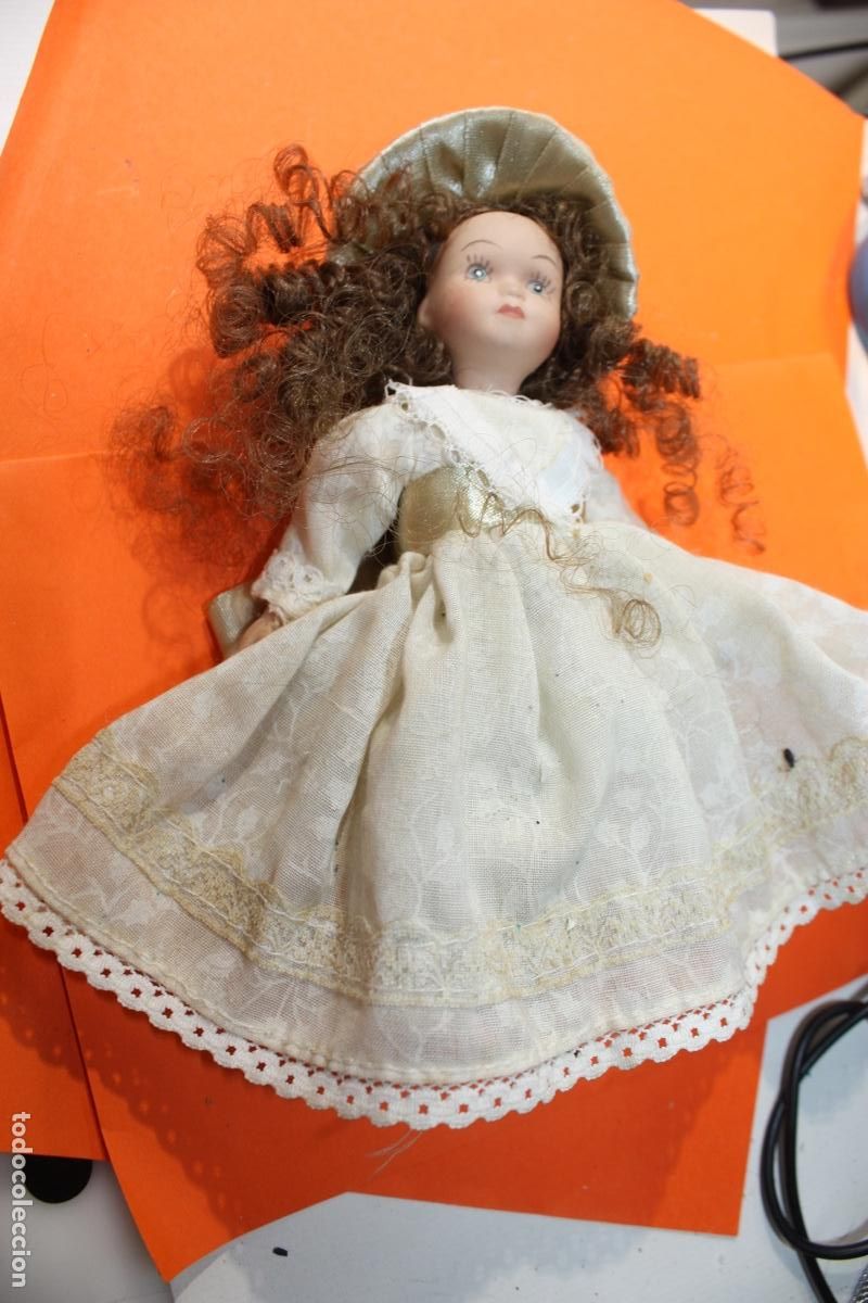 Mu&ntilde;ecas modernas: MU&Ntilde;ECA PORCELANA 17 CM - Foto 1