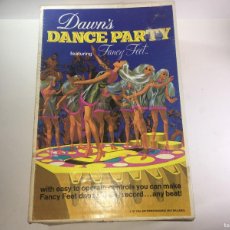 Muñecas Modernas: MUÑECA DAWN'S DANCE PARTY FANCY FEET DE TOPPER TOYS 1970