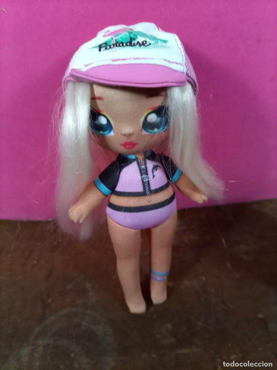 Mu&ntilde;ecas modernas: Mu&ntilde;eca mu&ntilde;eco na na na surprise - Foto 1